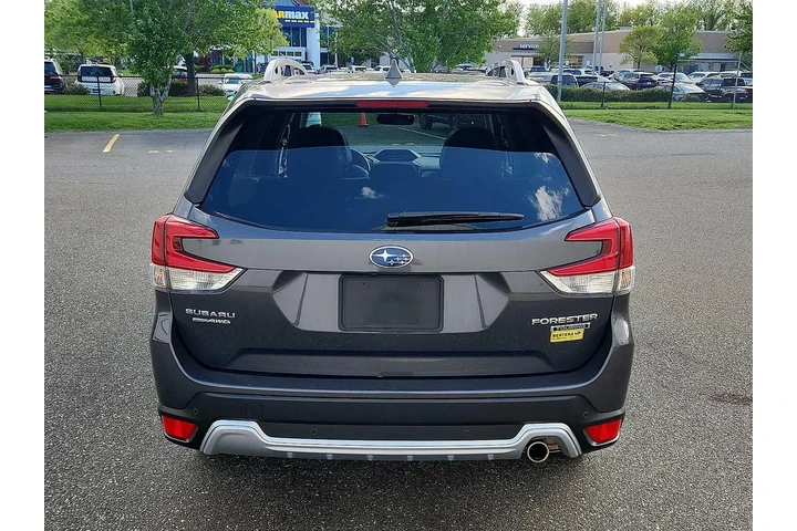 $29699 : Subaru Forester 2023 AWD Tou image 5
