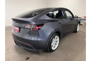 $28870 : Tesla Model Y 2023 4dr Cross thumbnail