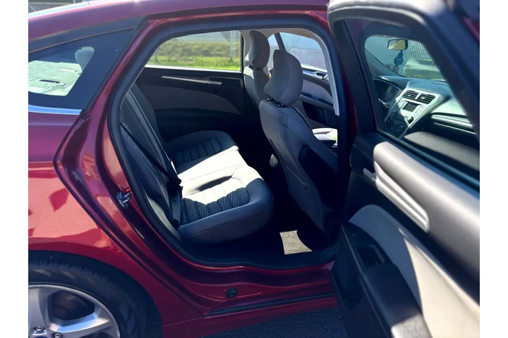 $9995 : 2016 Fusion image 8