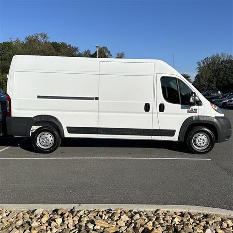 $29999 : PRE-OWNED 2018 RAM PROMASTER image 4