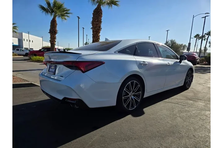 $23991 : Toyota Avalon 2019 XSE 4dr S image 6
