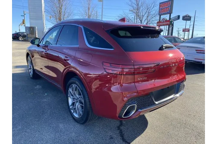 $36900 : Genesis GV70 2023 AWD 2.5T S image 6