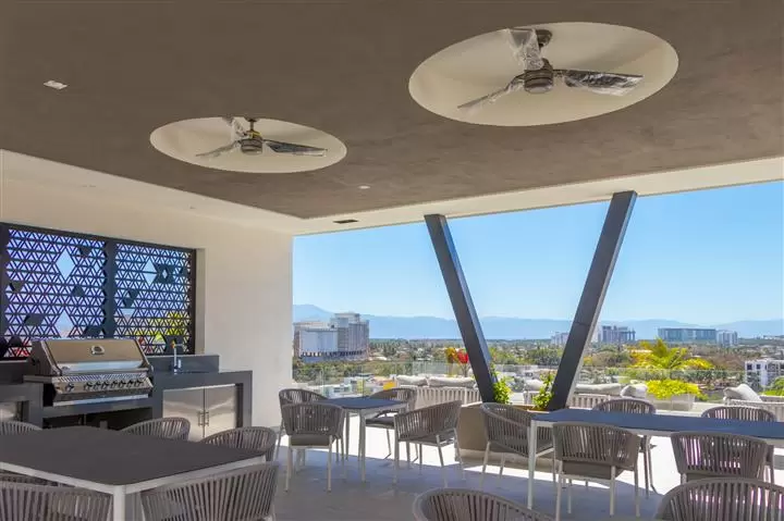 $390000 : Condominio en Puerto Vallarta image 10
