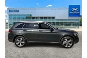 $32995 : Mercedes-Benz GLC 2022 AWD G thumbnail