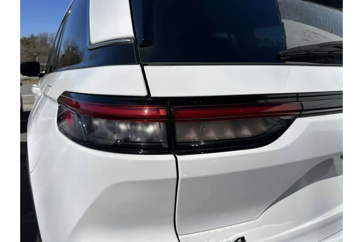 $29985 : Jeep Grand Cherokee 2023 4x4 image 7