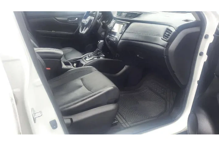 $9995 : 2017 Rogue image 7