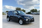 2022 Soul LX en Plano