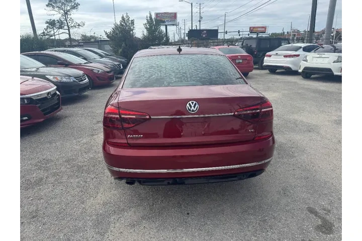 $8497 : 2017 Passat 1.8T R-Line image 6