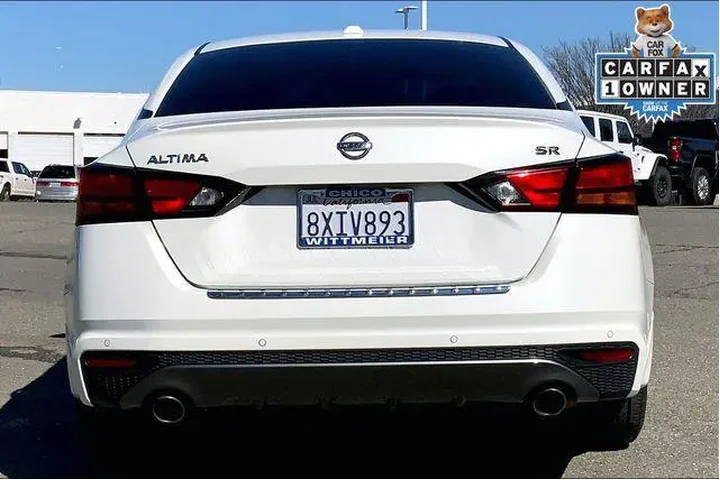 $9985 : Nissan Altima 2021 2.5 SR 4d image 4