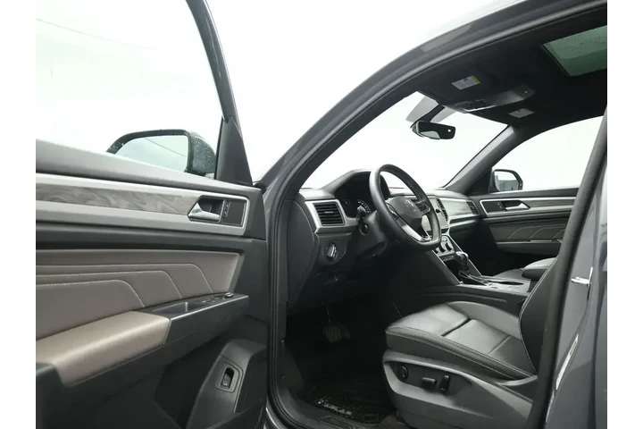 $23250 : Volkswagen Atlas Cross Sport image 8