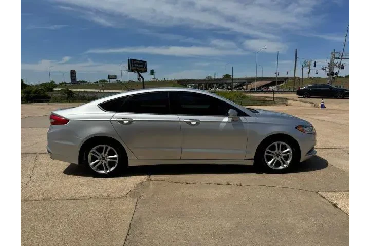 $13900 : Ford Fusion 2018 SE 4dr Seda image 6