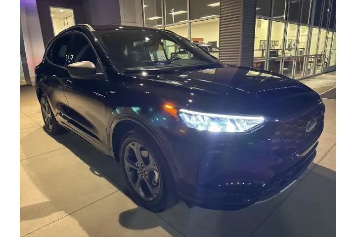 $25900 : Ford Escape 2023 AWD ST-Line image 10