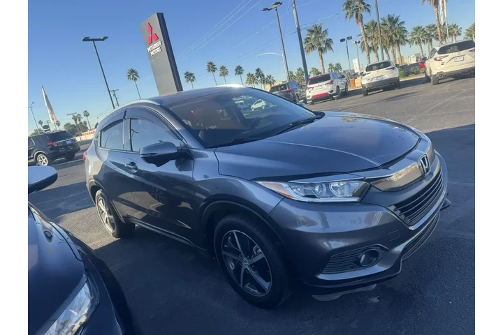 $19486 : Honda HR-V 2021 EX 4dr Cross image 2