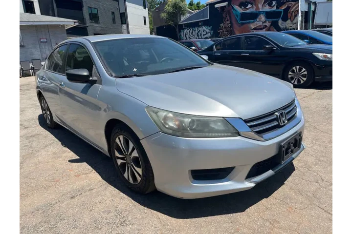 $13500 : 2013 Accord LX image 1