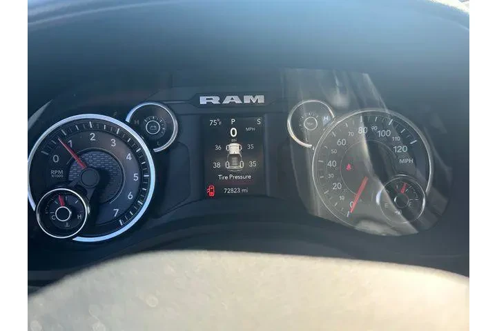 $26607 : Ram 1500 2023 4x2 Big Horn 4 image 6