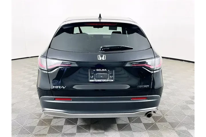 $23900 : Honda HR-V 2023 AWD Sport 4d image 6