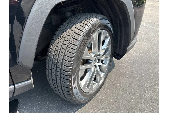 $35000 : Gold Certified2022 RAV4 Limit image 10