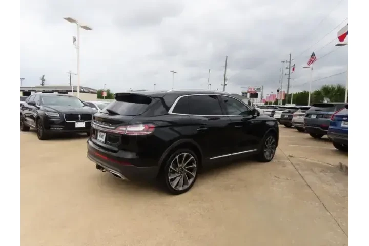 $39945 : Lincoln Nautilus 2023 AWD Re image 9