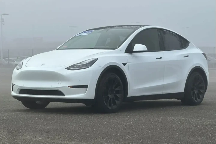 $24981 : Tesla Model Y 2021 Standard image 7