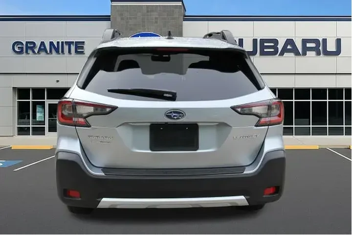 $37581 : Subaru Outback 2025 AWD Limi image 6