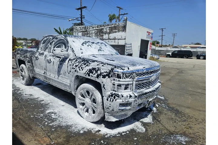 Car wash image 5