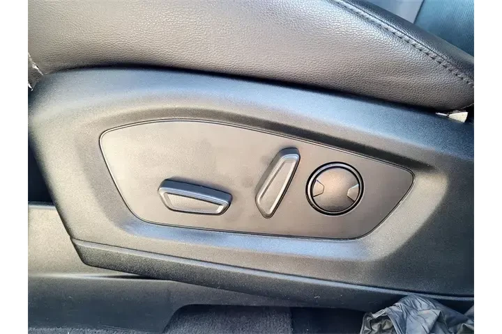 $39997 : Ford Explorer 2022 AWD ST 4d image 10