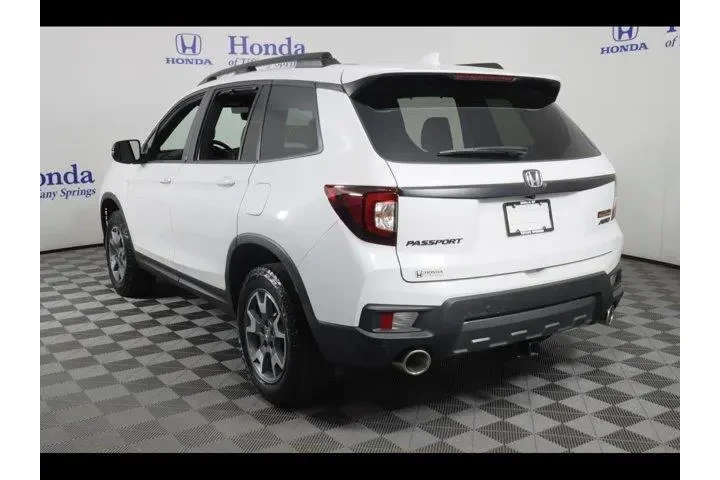 $34875 : Honda Passport 2023 AWD Trai image 5