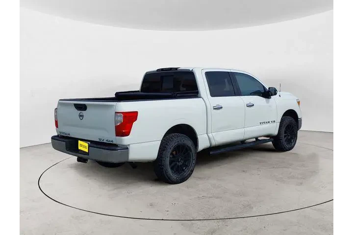 $28888 : Nissan Titan 2019 4x4 S 4dr image 5