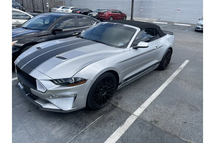 $9000 : 2019 Ford Mustang Premium CV image 2