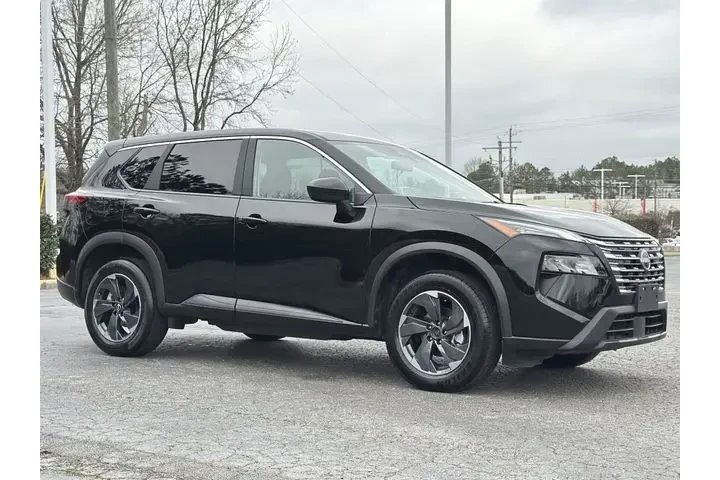 $20749 : Nissan Rogue 2025 SV 4dr Cro image 2