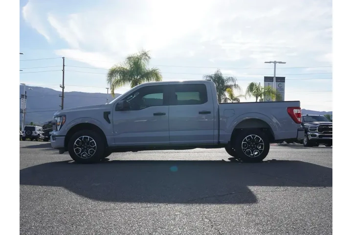 $37425 : Ford F-150 2023 4x2 XL 4dr S image 7