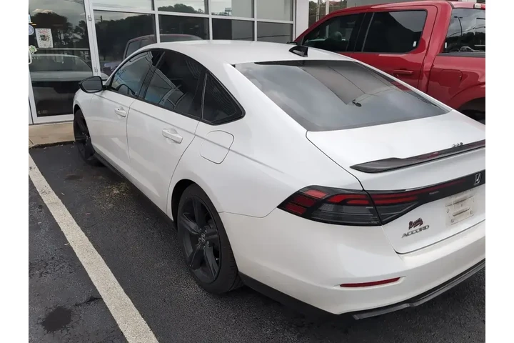 $26629 : Honda Accord Hybrid 2023 Spo image 4