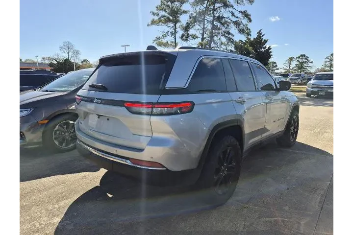 $34591 : Jeep Grand Cherokee 2022 4x4 image 3