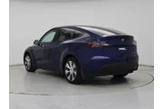 $27998 : Tesla Model Y 2021 AWD Long thumbnail