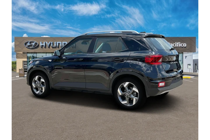 $23450 : Hyundai VENUE 2024 SEL 4dr C image 4