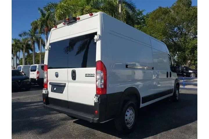 $28990 : Ram ProMaster 2023 2500 159 image 3