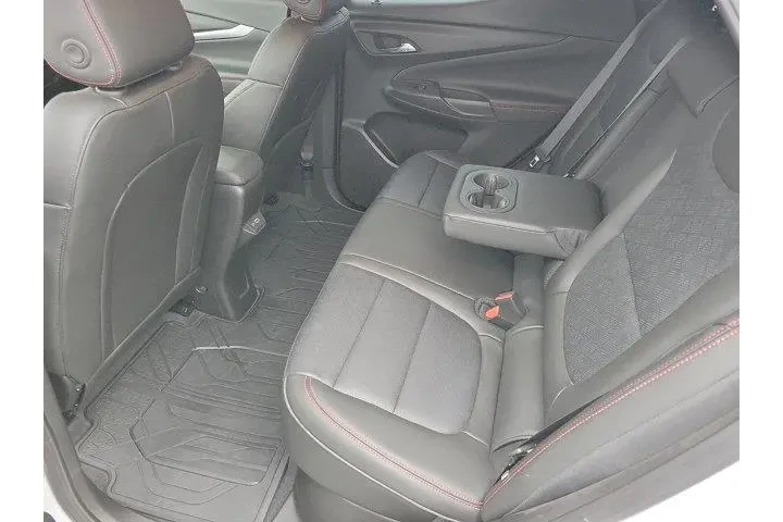 $21000 : Chevrolet Bolt EUV 2023 LT 4dr image 10