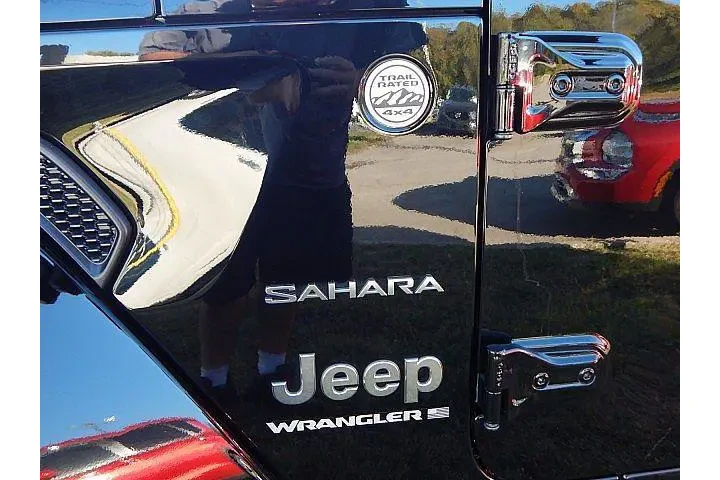 $34933 : Jeep Wrangler 2023 4x4 Sahar image 9