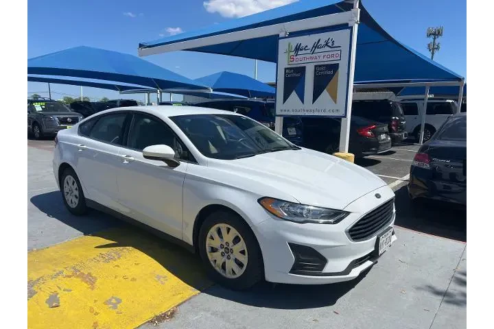 $15998 : Ford Fusion 2020 S 4dr Sedan image 2
