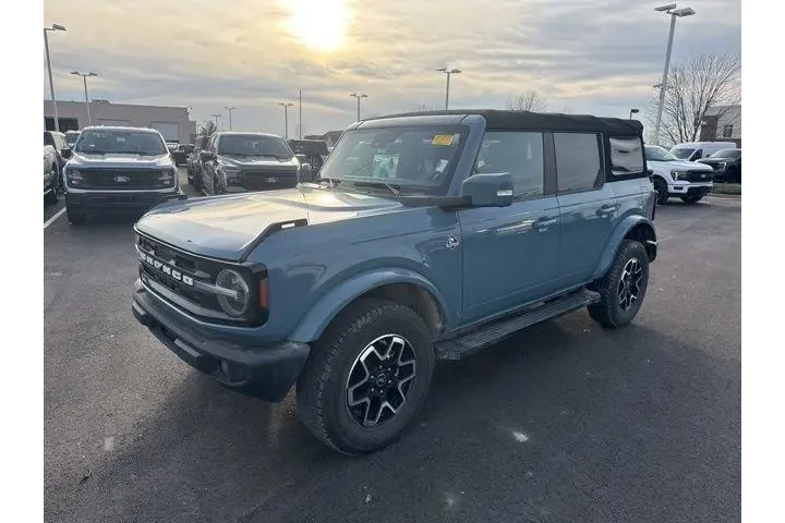 $36500 : Ford Bronco 2021 4x4 Outer B image 3