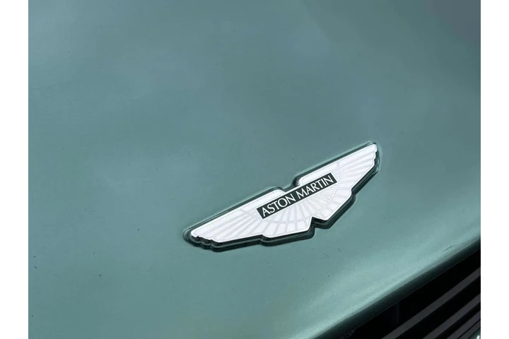 $84999 : 2018 Aston Martin DB11 image 1