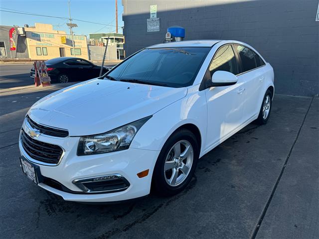 $6600 : Chevy cruze Limited 1LT image 1