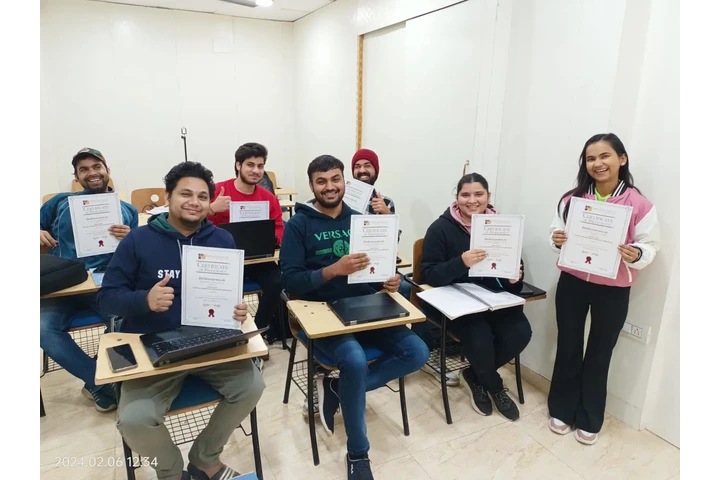 Stock Market Courses in Delhi image 3