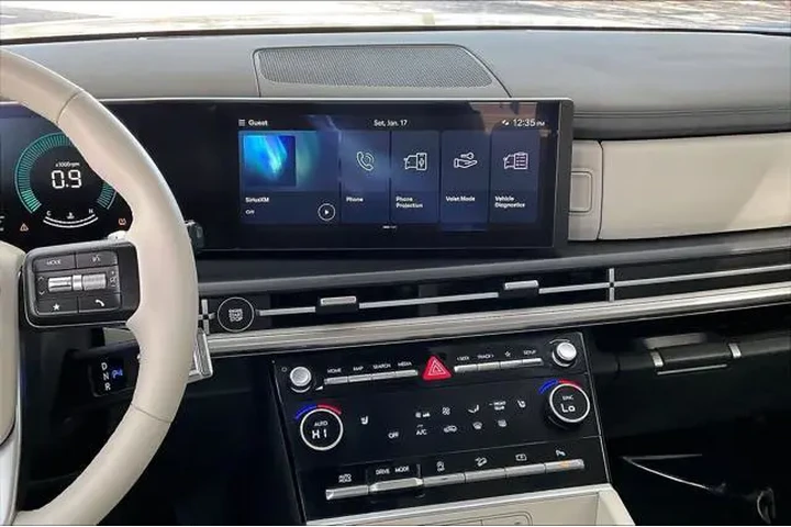 $29700 : Hyundai SANTA FE 2025 SEL 4d image 6