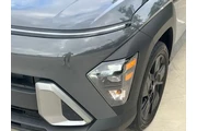 $24001 : Hyundai KONA 2026 SEL Sport thumbnail