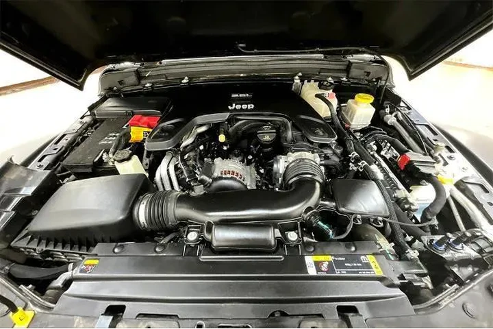 $36000 : Jeep Gladiator 2021 4x4 Rubi image 10