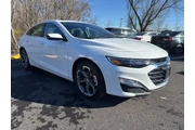 $23777 : Chevrolet Malibu 2024 LT 4dr thumbnail