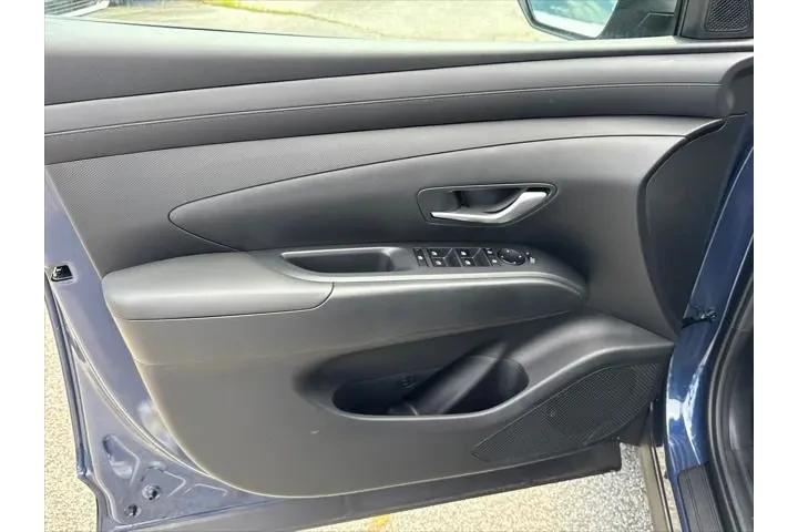 $27820 : Hyundai TUCSON 2025 SEL 4dr image 10