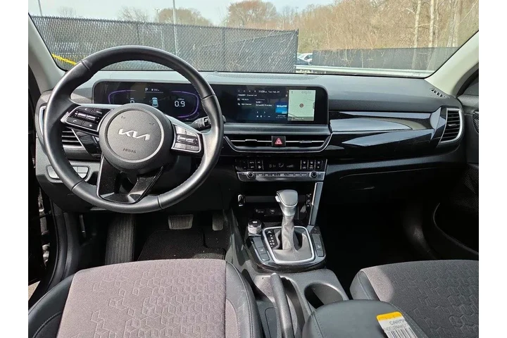 $21998 : Kia Seltos 2025 S 4dr SUV image 8