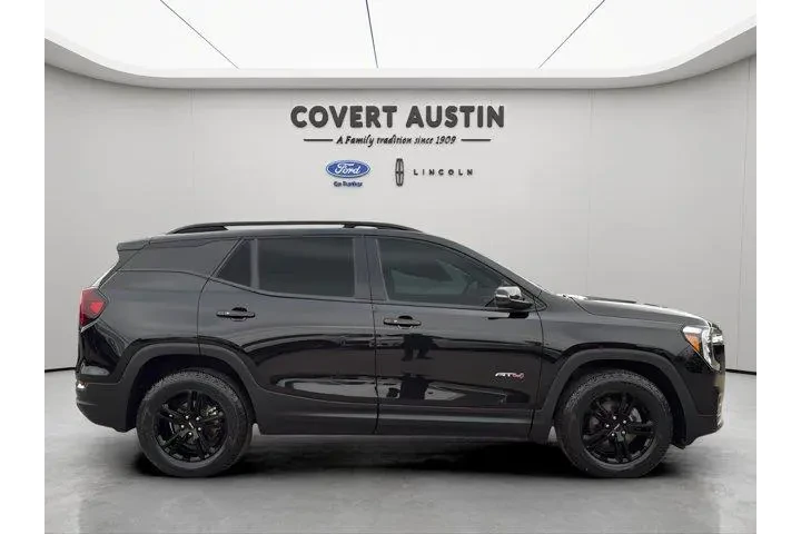 $24402 : GMC Terrain 2022 AWD AT4 4dr image 4